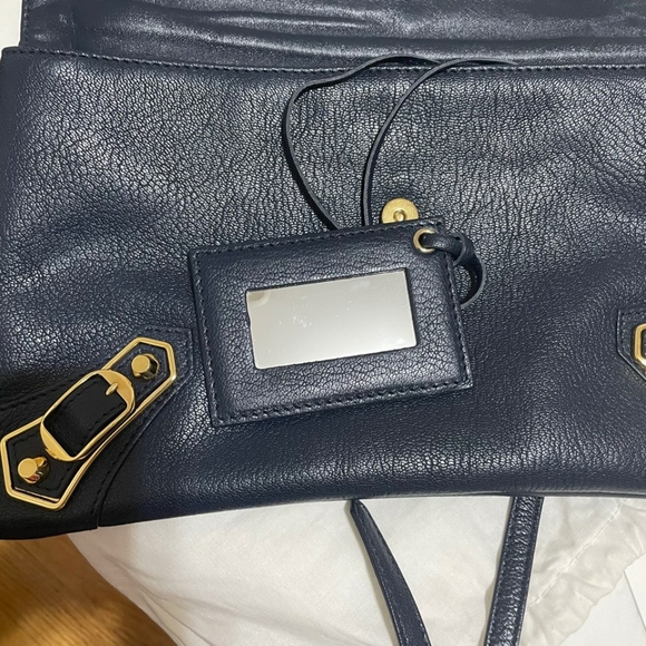 Classic edge envelope strap clutch leather bag! - Picture 11 of 13